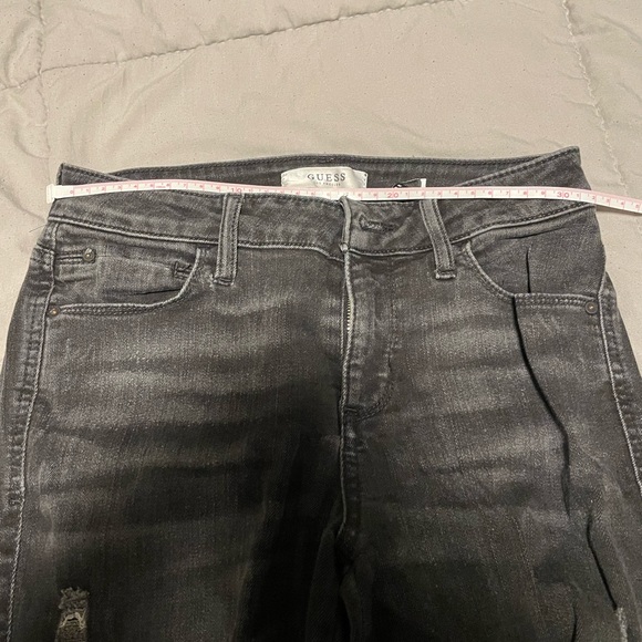 Guess size 26 black ankle distressed jeans - Picture 5 of 5